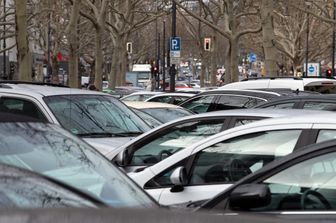 mercato delle automobili