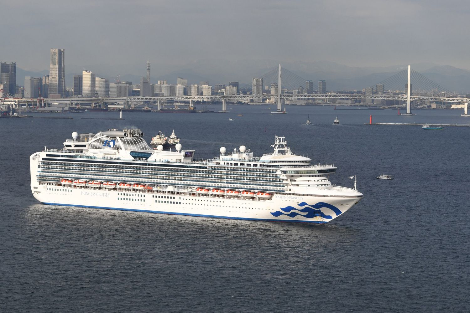 Coronavirus, nave da crociera Diamond Princess