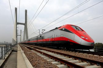 Un Frecciarossa sulla linea Milano-Bologna