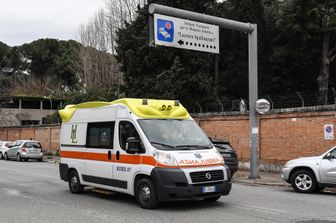 Spallanzani, ambulanza