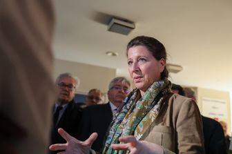 Agnes&nbsp;Buzyn, ministro sanit&agrave; francese