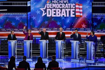 Il dibattito tv tra i candidati democratici