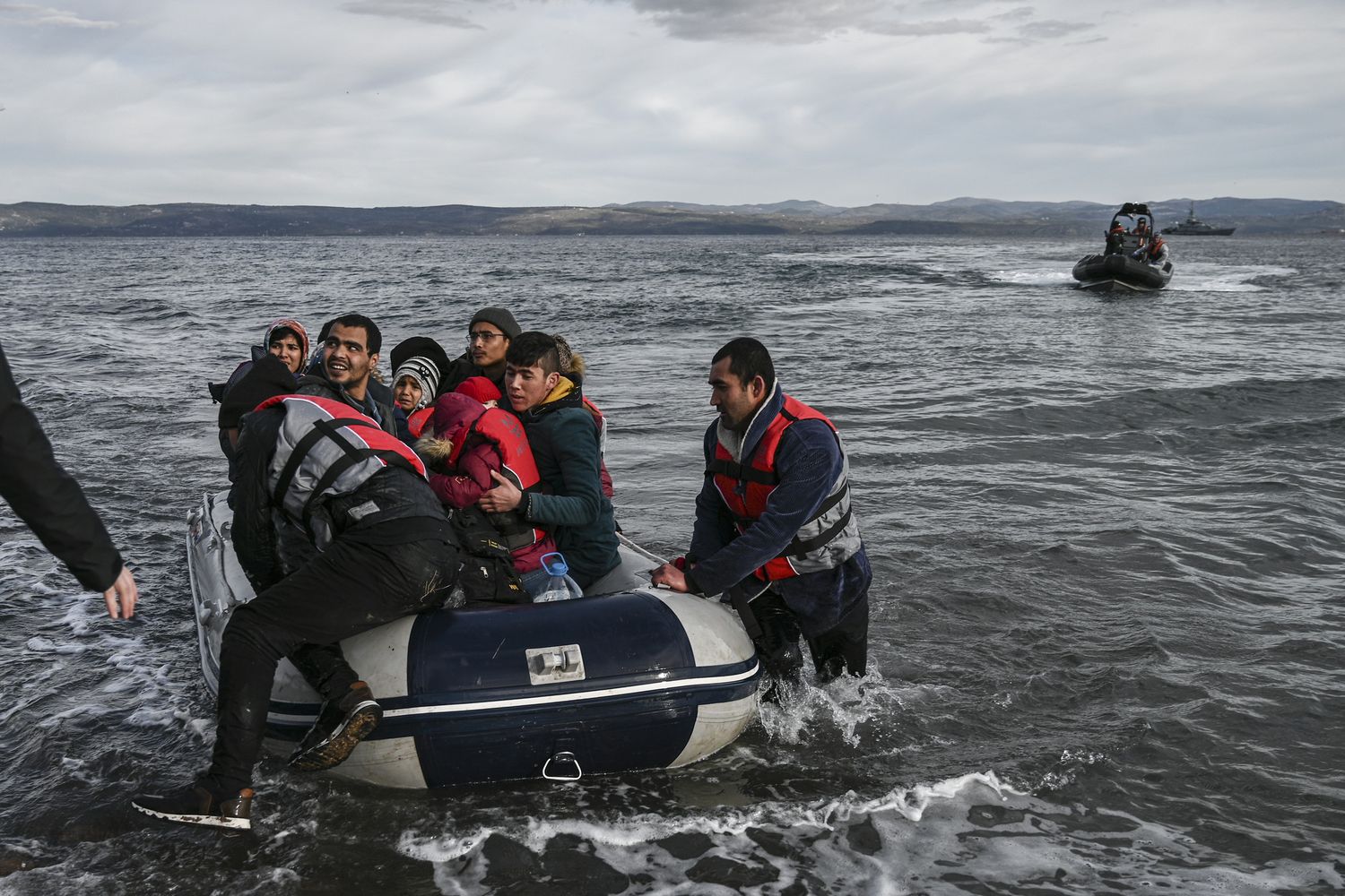 Profughi afghani arrivano in Grecia dalla Turchia