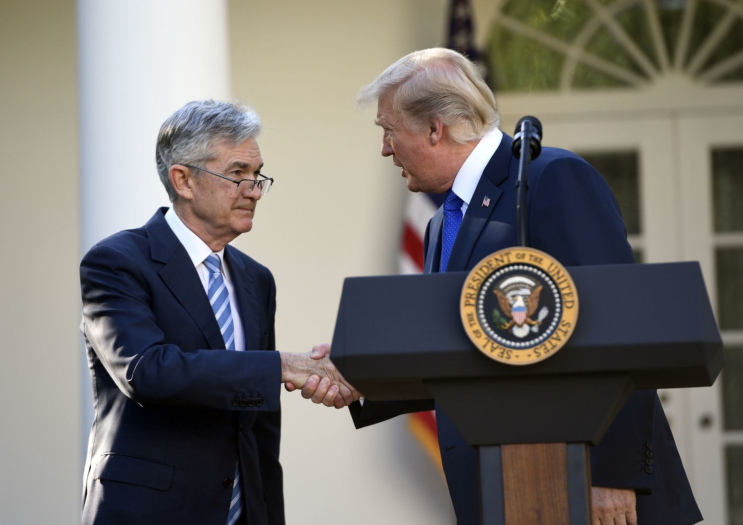 Jerome Powell e Donald Trump