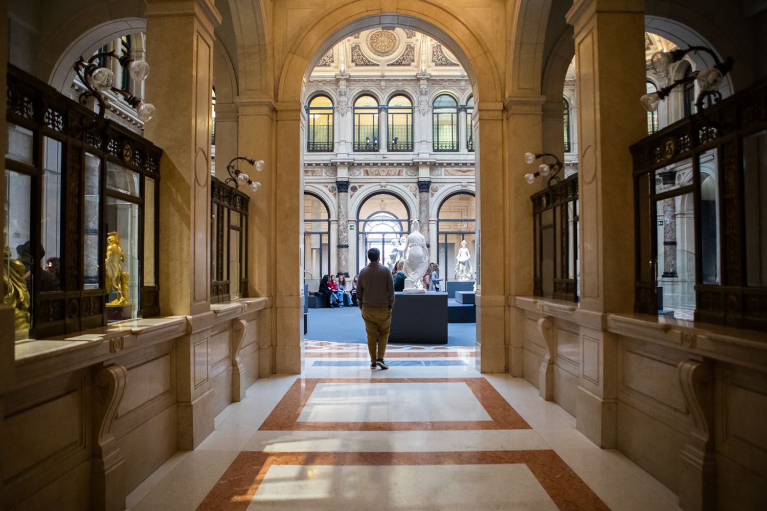 Le Gallerie d'Italia riaprono ai visitatori dopo la chiusura per l'allarme coronavirus&nbsp;