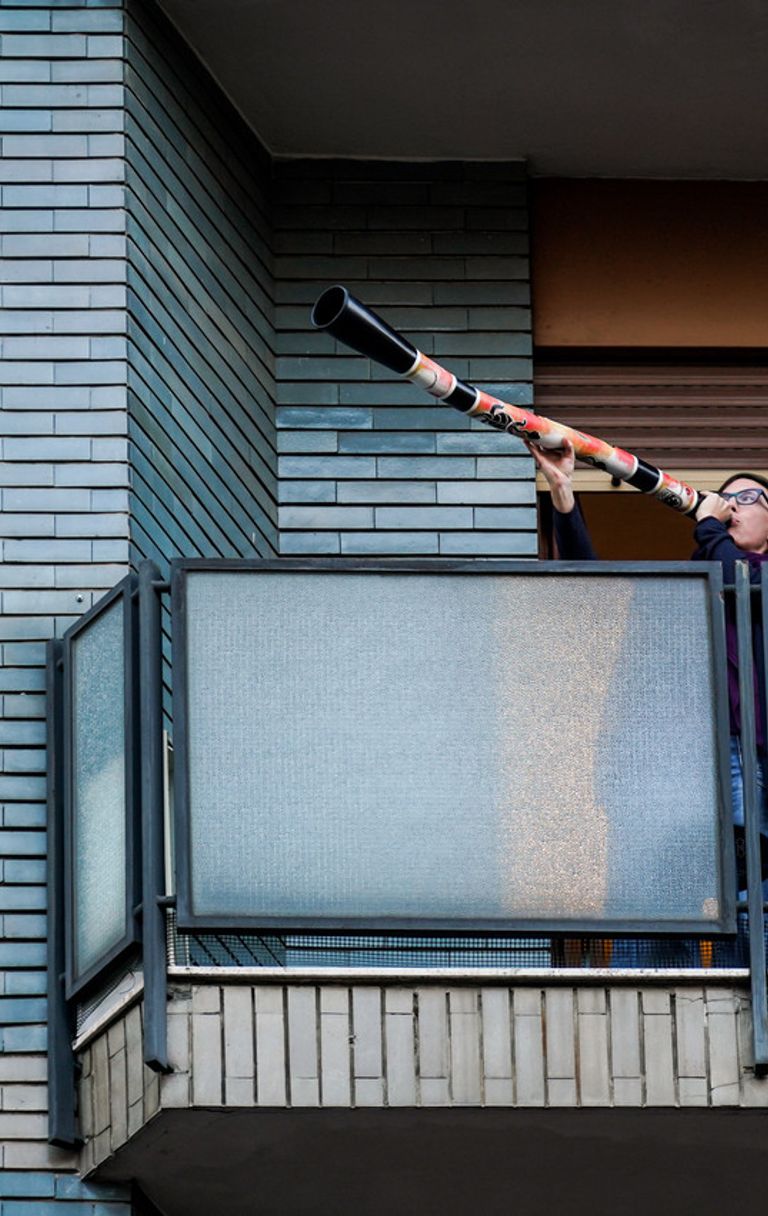 Un "tam tam" social e musicale