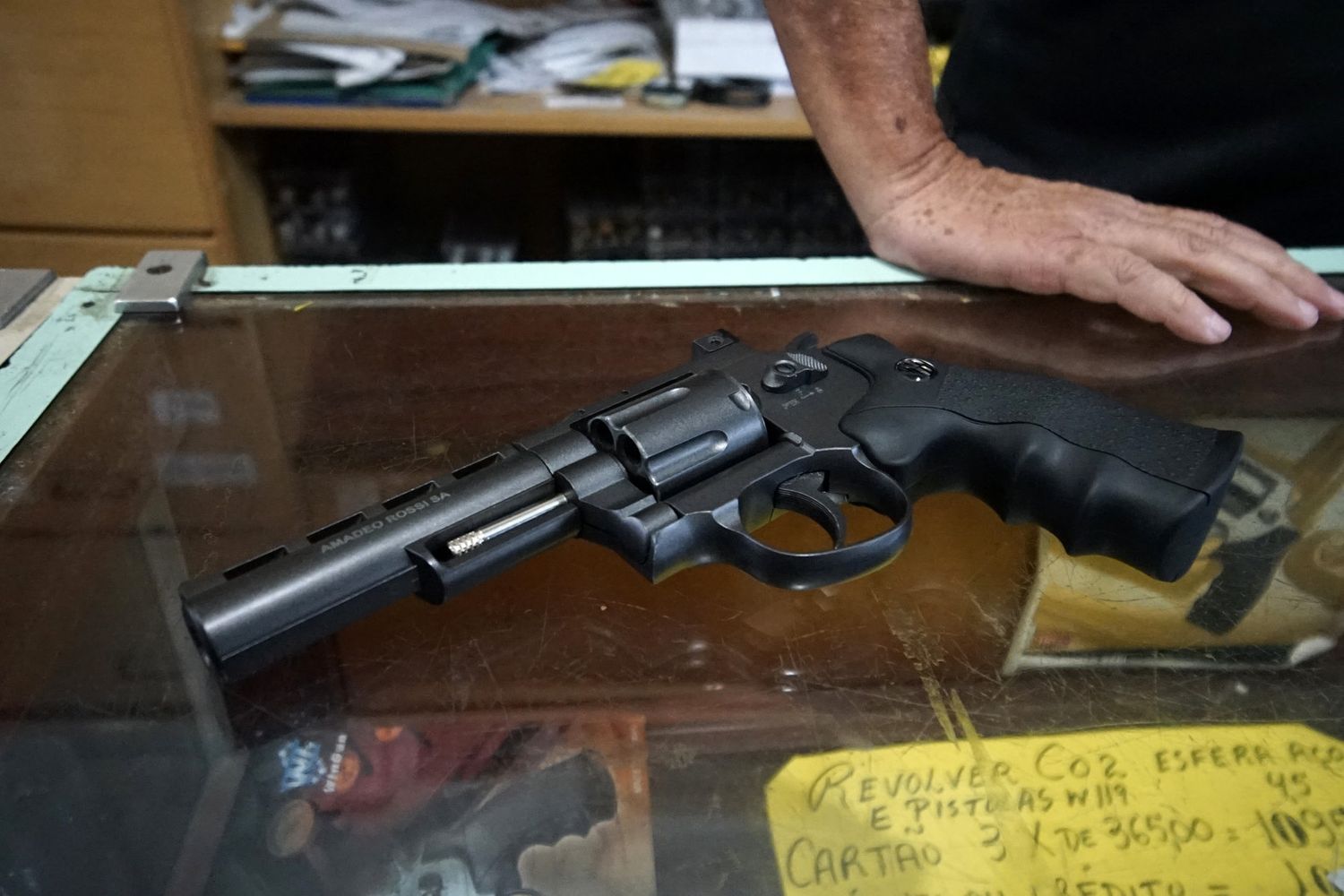 Negozio di armi, Usa