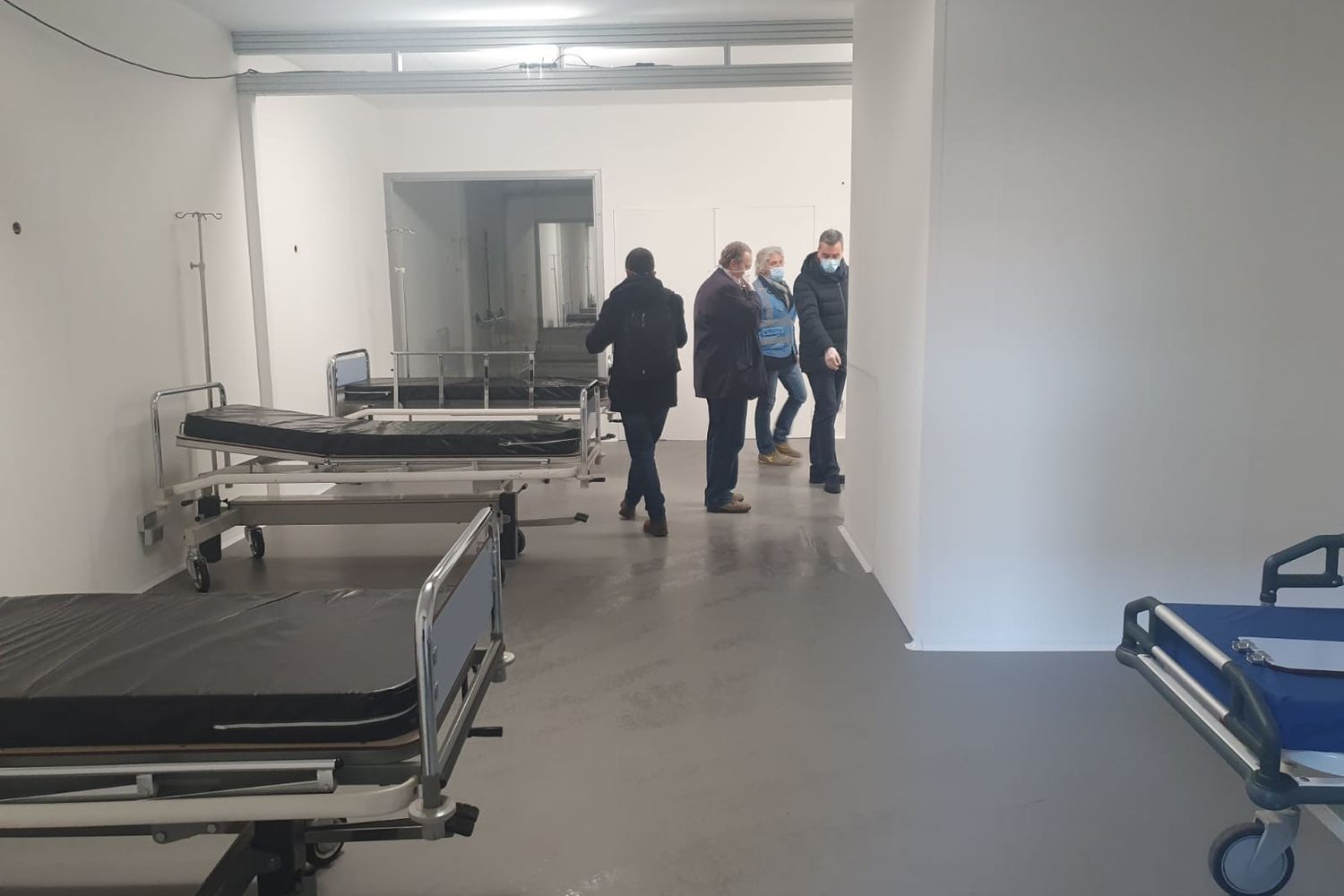 I lavori per l'ospedale di Milano che dovr&agrave; essere pronto in 10 giorni