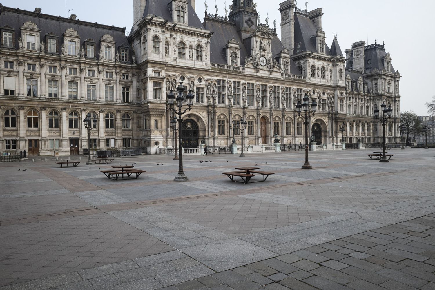 Parigi in pieno &quot;confinement&quot;: quando le immagini delle citt&agrave; deserte saranno solo un ricordo?&nbsp;&nbsp;