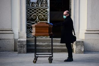 Un decesso causato dal coronavirus