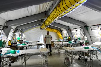 Un ospedale da campo a Cremona