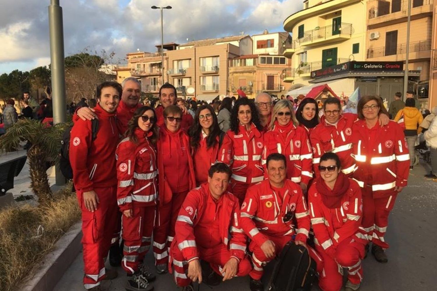I volontari della Croce Rossa di Campofelice di Roccella