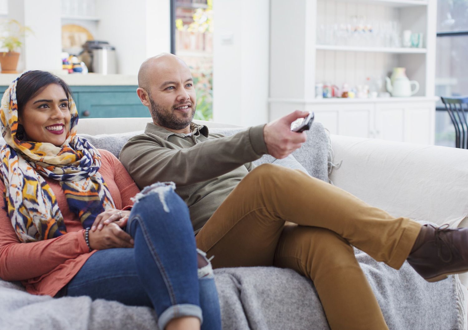 Coppia che guarda la televisione