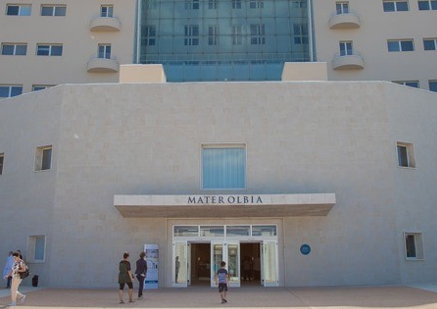 &nbsp;L'ingresso del Mater Olbia