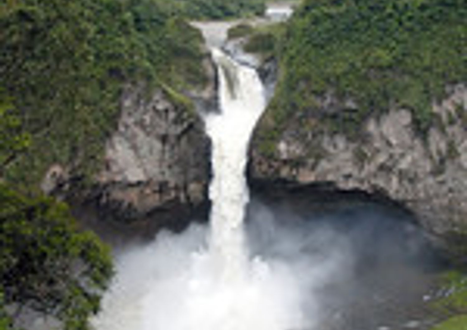 ecuador cascata prosciugata