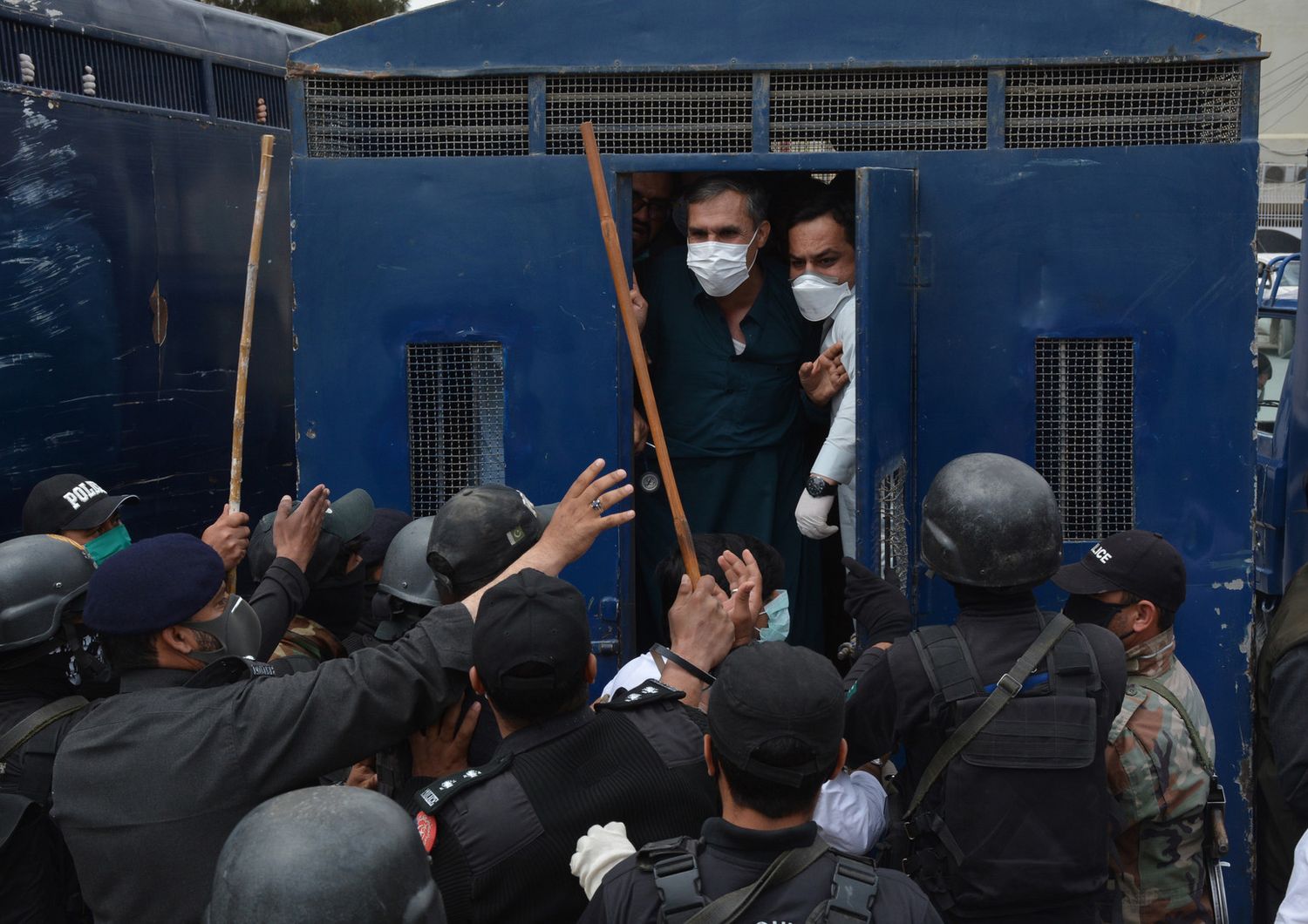 Medici in arresto sul cellulare della polizia&nbsp;