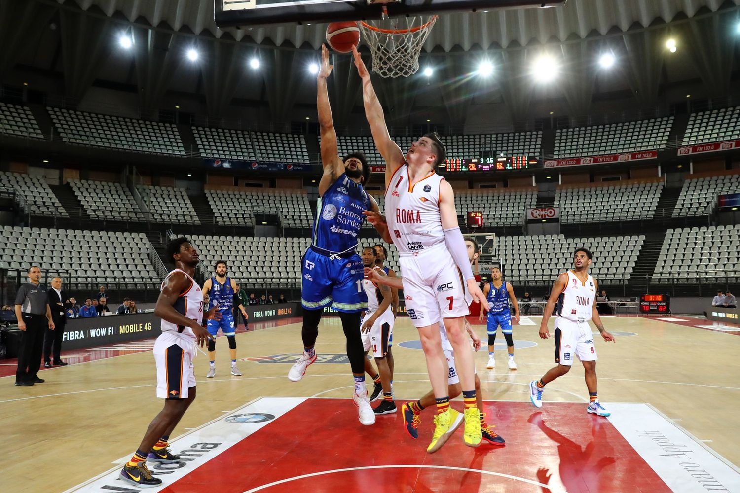 Basket, Serie A Roma-Sassari a porte chiuse