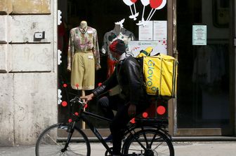 Un rider nel centro di Roma