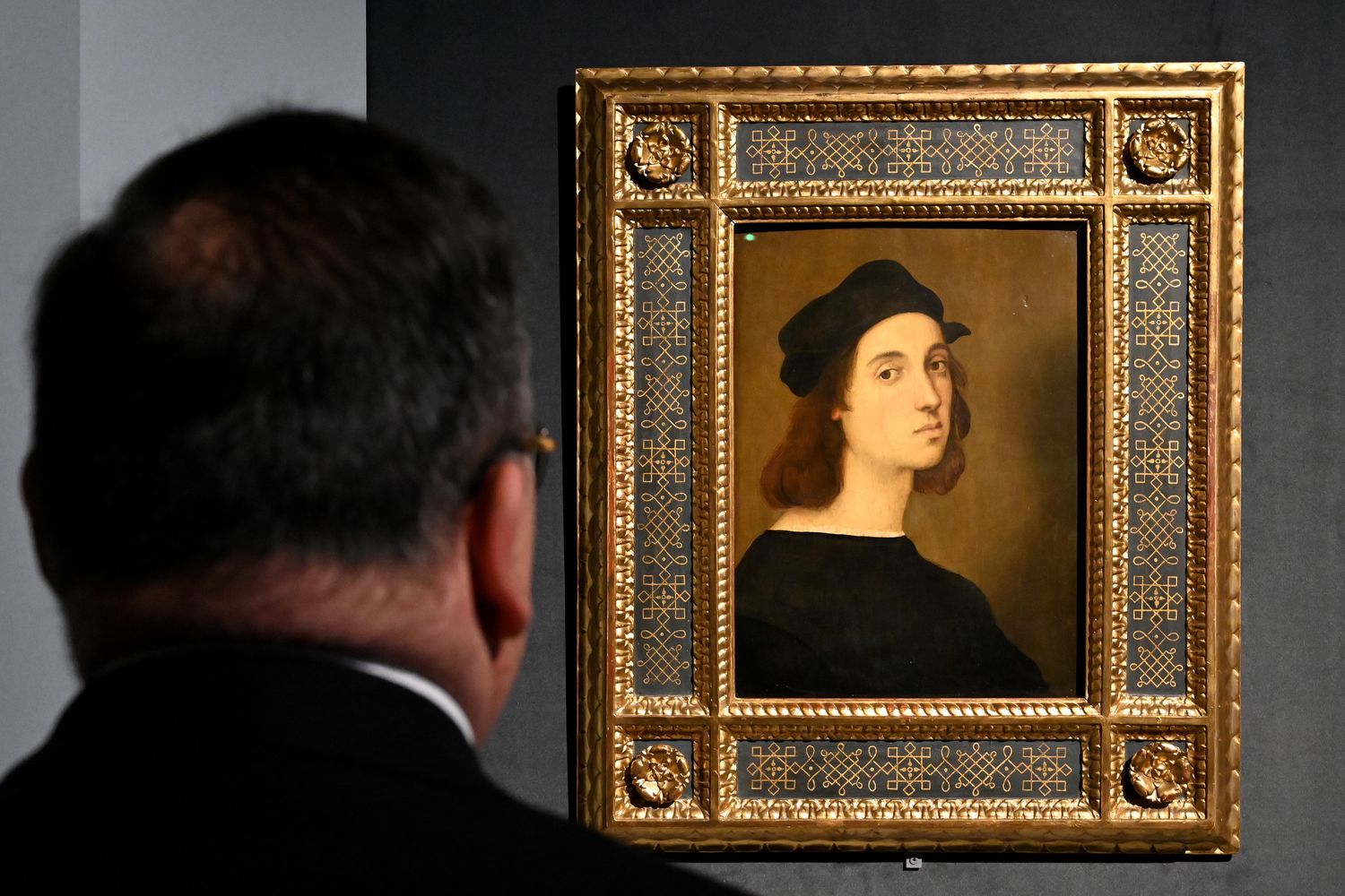 La mostra su Raffaello Sanzio alle Scuderie papali del Quirinale