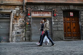 Un negozio chiuso durante il lockdown del 2020, immagine d'archivio