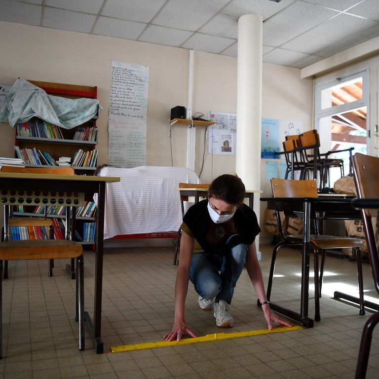 Riapertura scuole in Francia dopo l'emergenza coronavirus