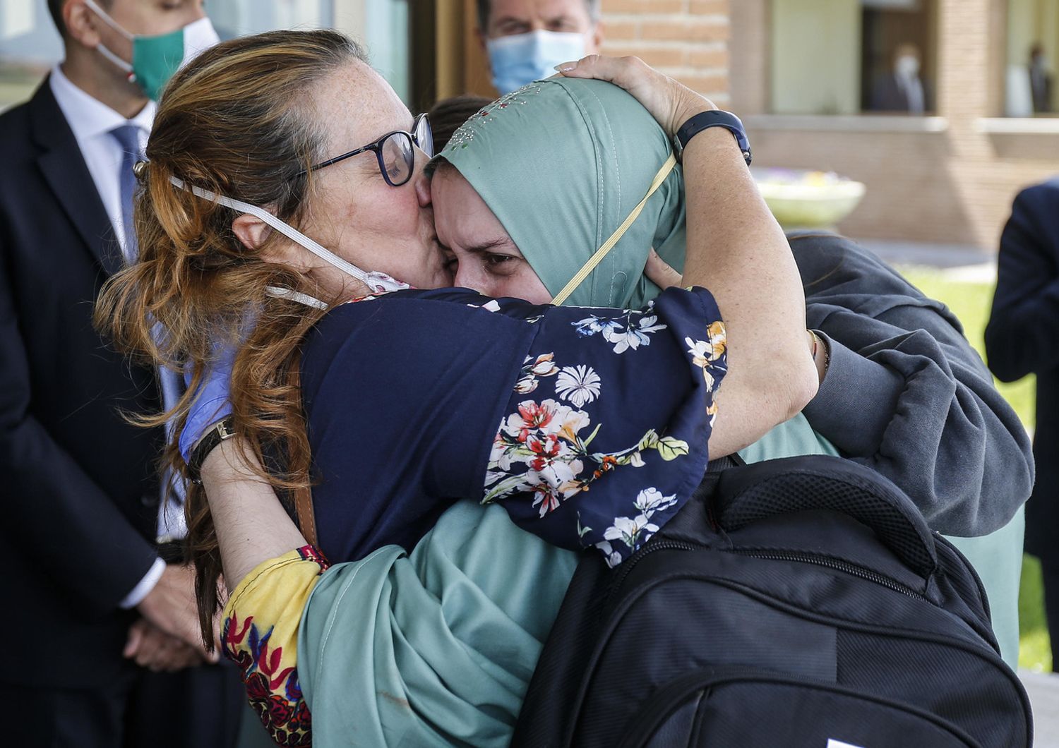 Silvia Romano all'arrivo a Ciampino