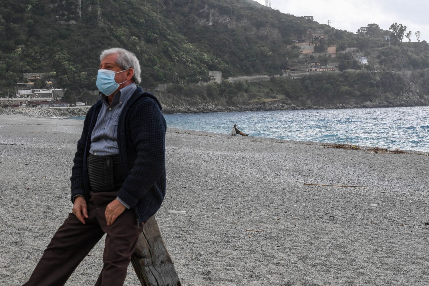 Reggio Calabria, coronavirus spiaggia