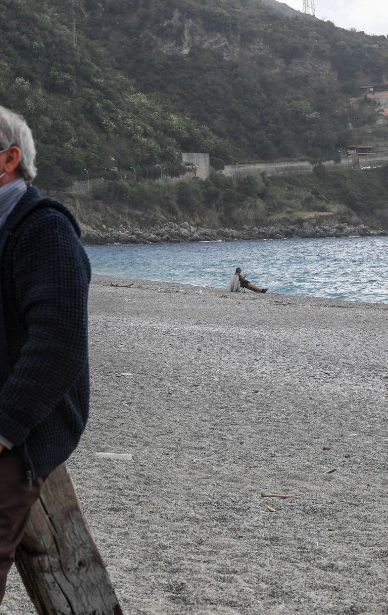 Reggio Calabria, coronavirus spiaggia