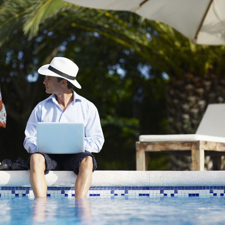 Smart working in una villa con piscina