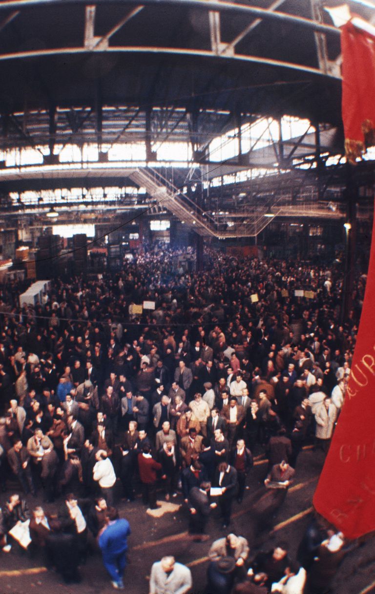 La fabbrica di Billancour occupata, Renault