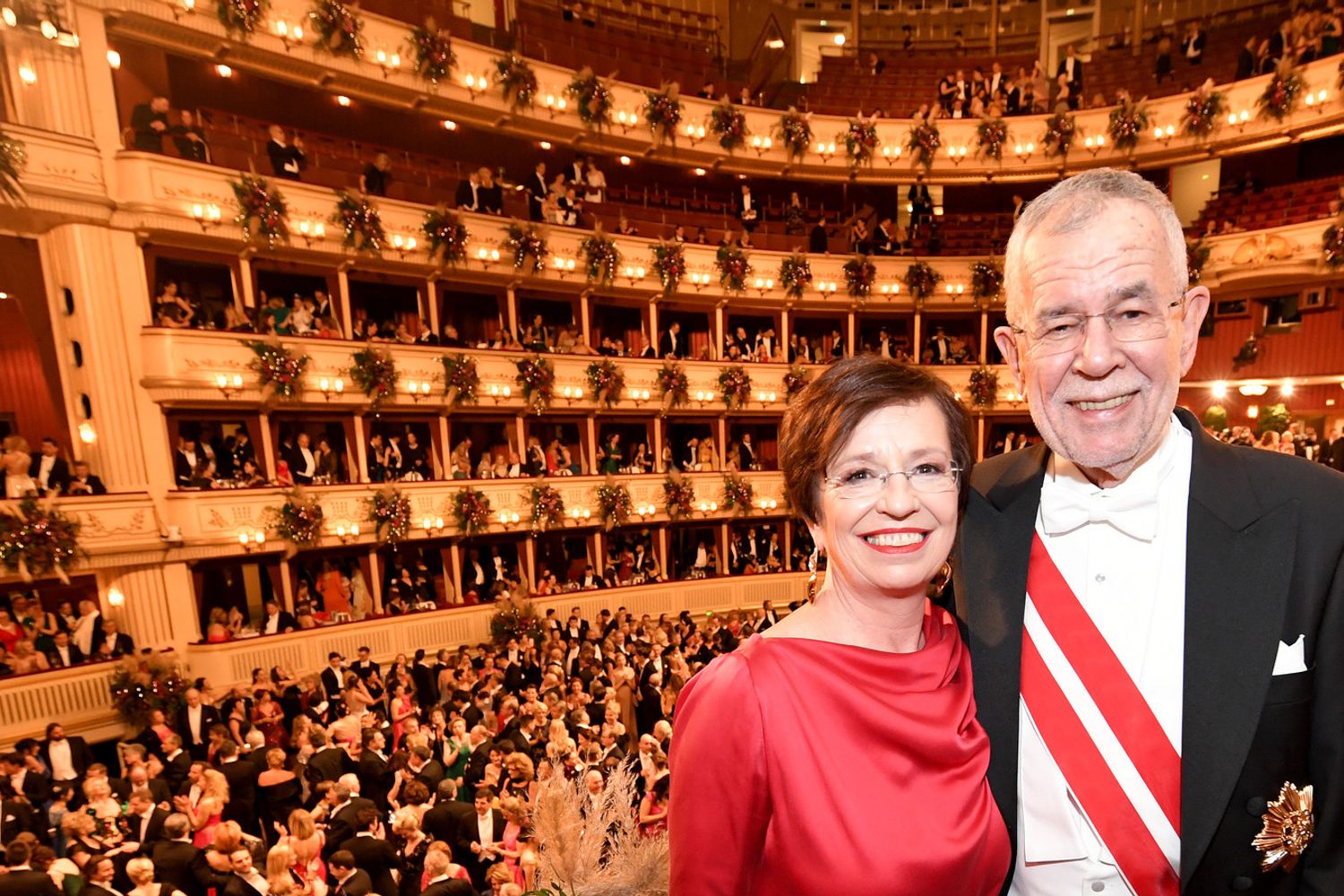 Il presidente austriaco&nbsp;Alexander Van der Bellen e sua moglie Doris Schmidauer