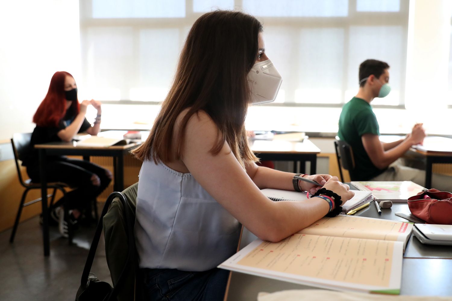 La ripresa delle lezioni in una scuola in Portogallo