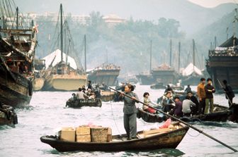 Il porto di Hong Kong nel 1972