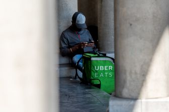 uber commissariata per caporalato