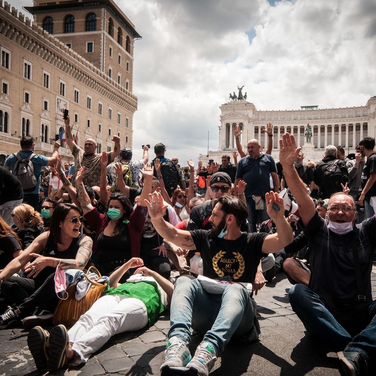 Marcia su Roma Casapound