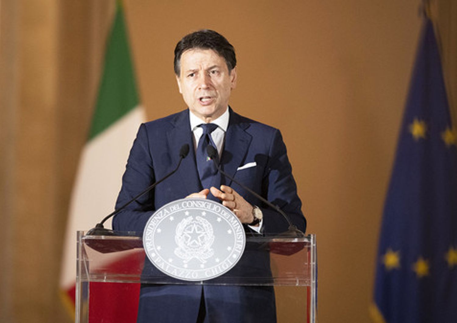 seconda candelina giuseppe conte palazzo chigi