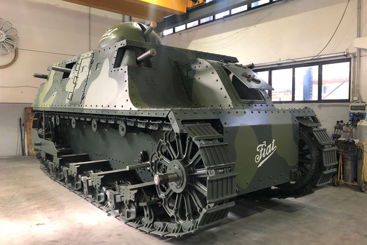 Il carro armato Fiat 2000