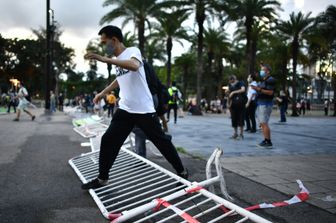 scontri arresti veglia tienanmen hong kong