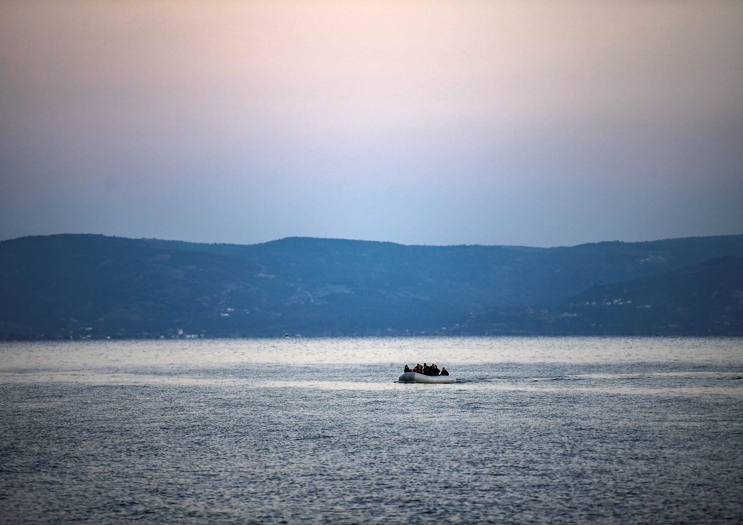 Un barcone di migranti