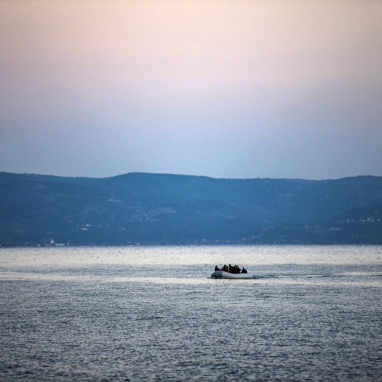 Un barcone di migranti