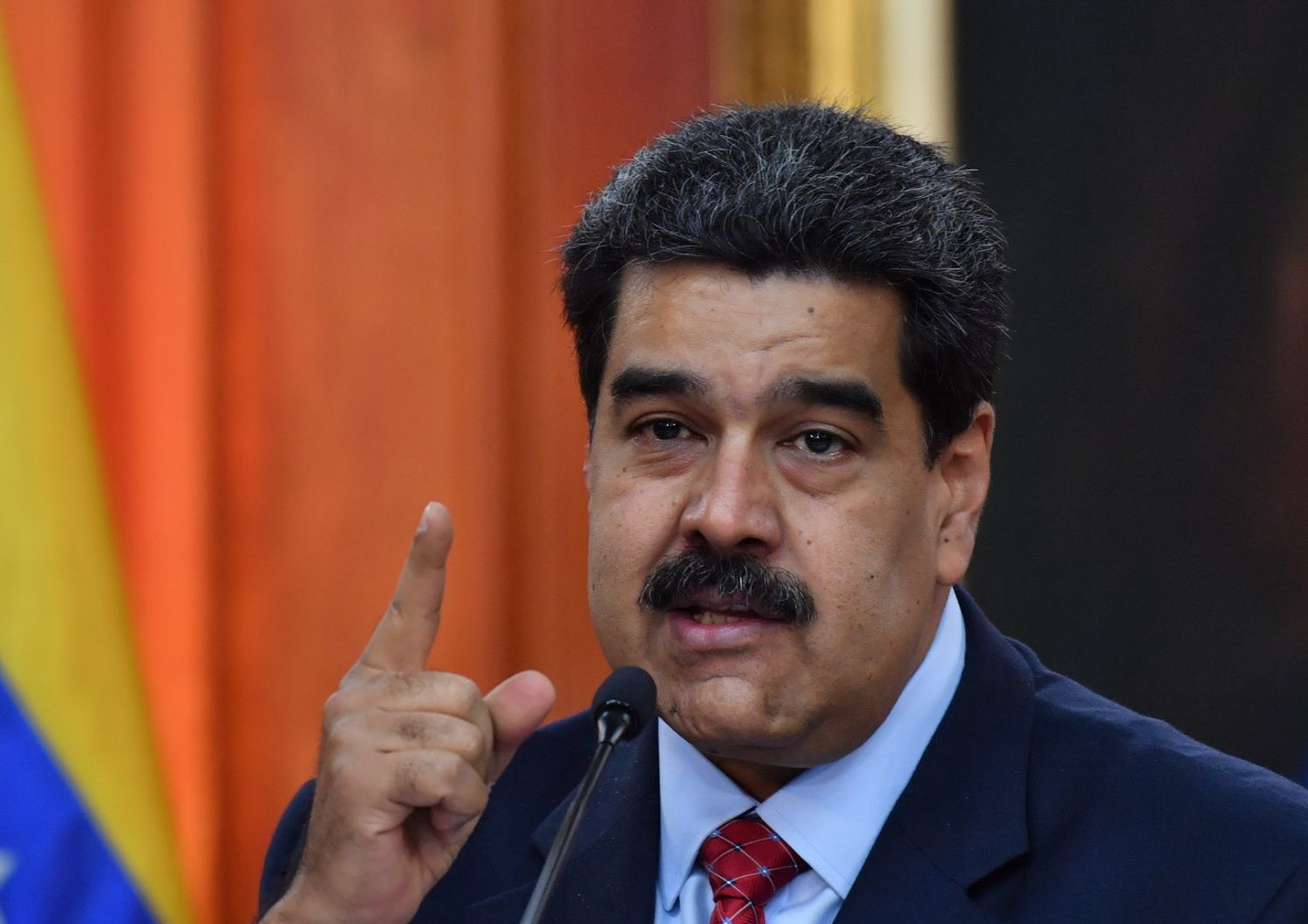 venezuela finanziamenti 5 stelle&nbsp;