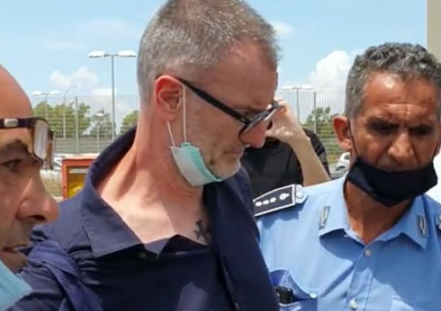 Massimo Carminati all'uscita del carcere di Oristano