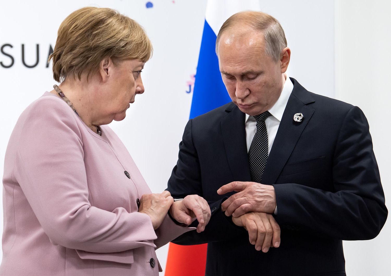 La cancelliera tedesca, Angela Merkel, con il presidente russo, Vladimir Putin