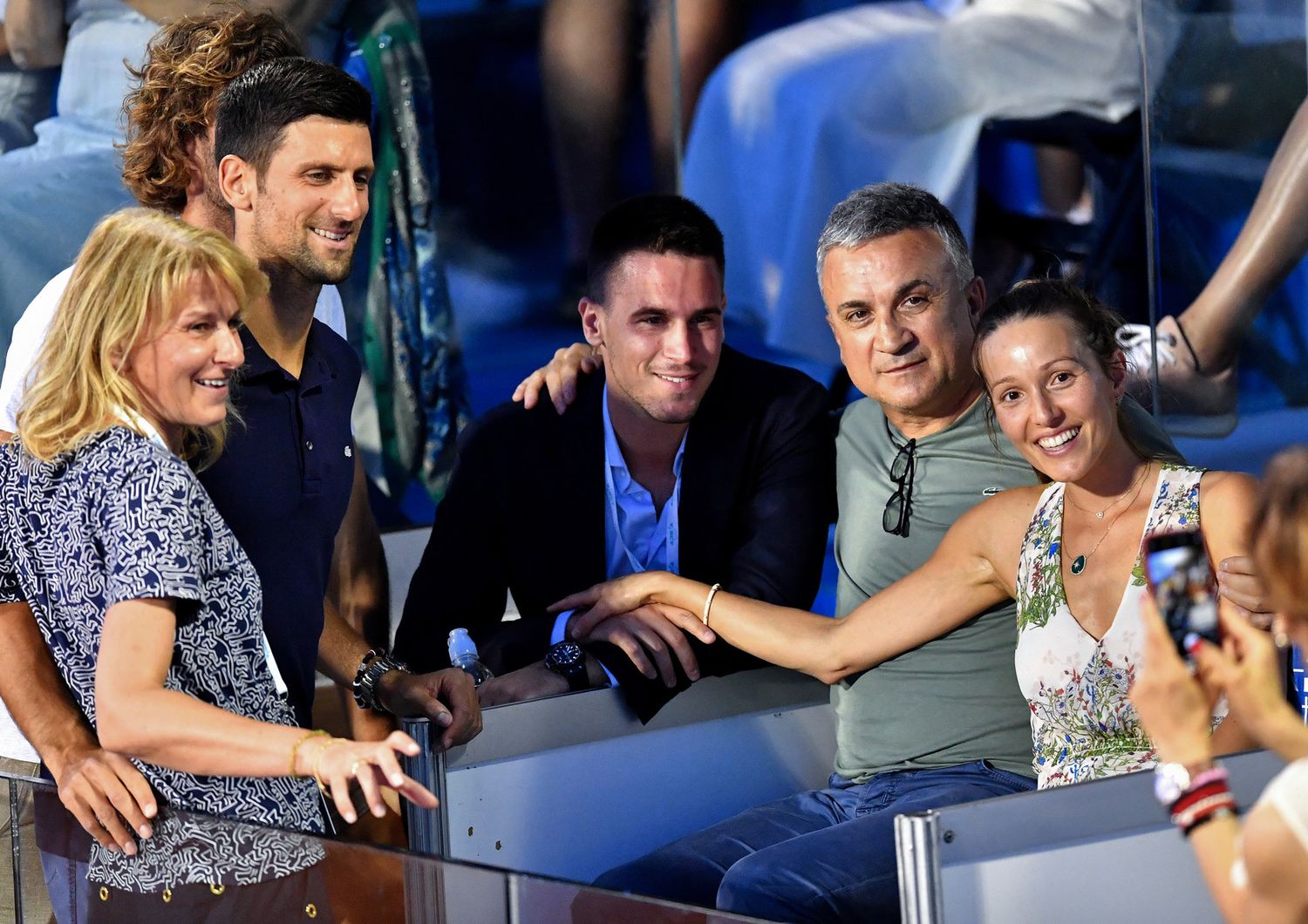 Djokovic, insieme alla famiglia tra cui il padre e la madre