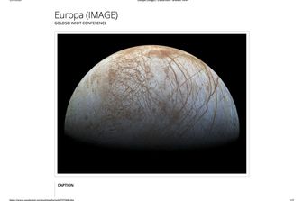 La superficie mozzafiato della luna di Giove, Europa. L'immagine ad alta risoluzione &egrave; disponibile su https://www.jpl.nasa.gov/spaceimages/details.php?id=PIA19048