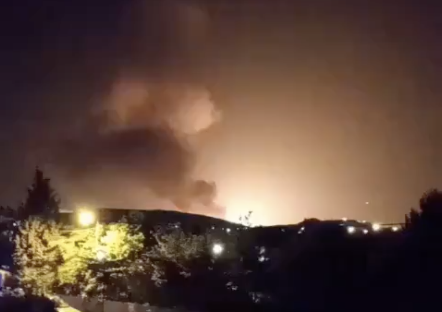Un frame del video dell'esplosione alle porte di Teheran