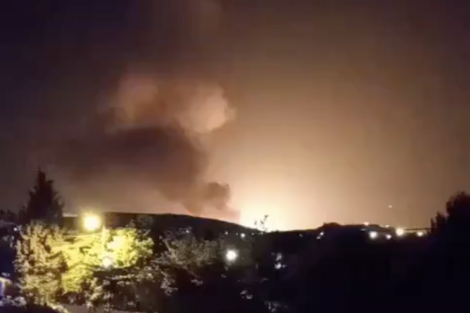 Un frame del video dell'esplosione alle porte di Teheran