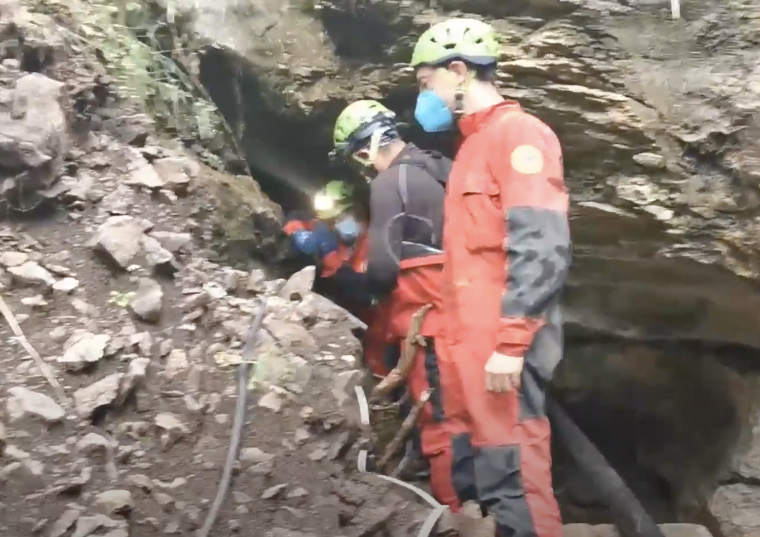 Recupero speleologi intrappolati grotta Majella