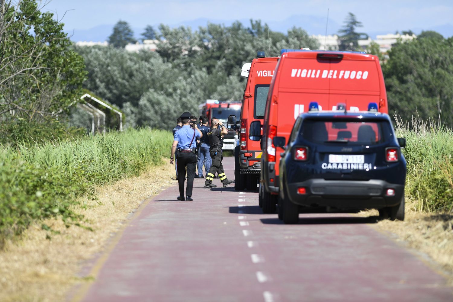 Vigili del fuoco e carabinieri