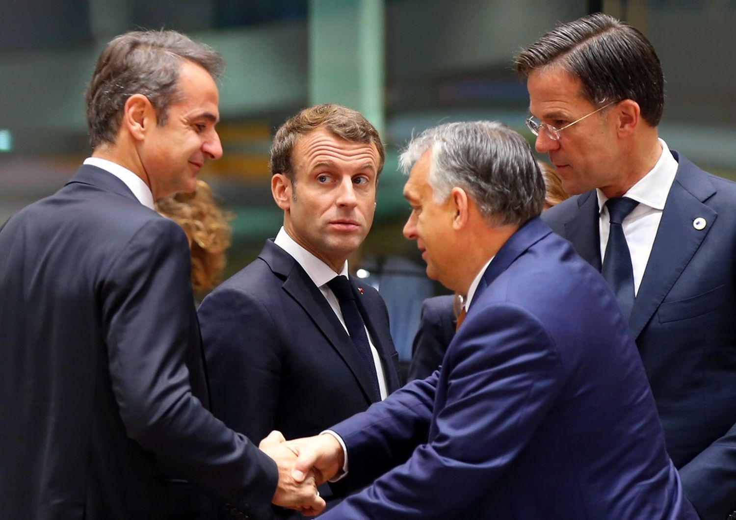 I primi misnitri, da sinistra: Kyriakos Mitsotakis (Grecia), Emmanuel Macron (Francia), Viktor Orban (Ungheria) e Mark Rutte (Olanda)&nbsp;